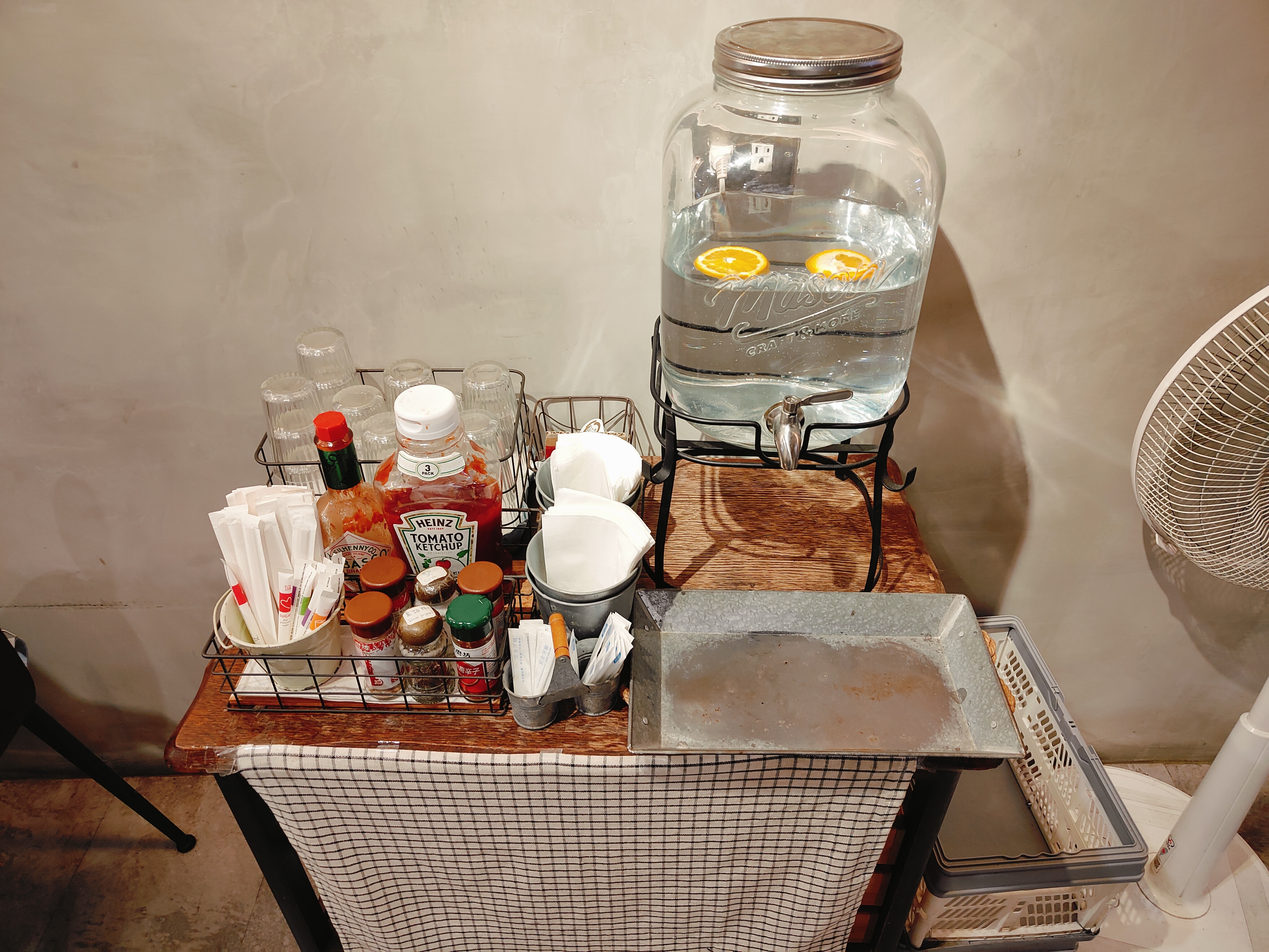 (新北板橋美食)KOYA COFFEE，就算是平日中午人潮也