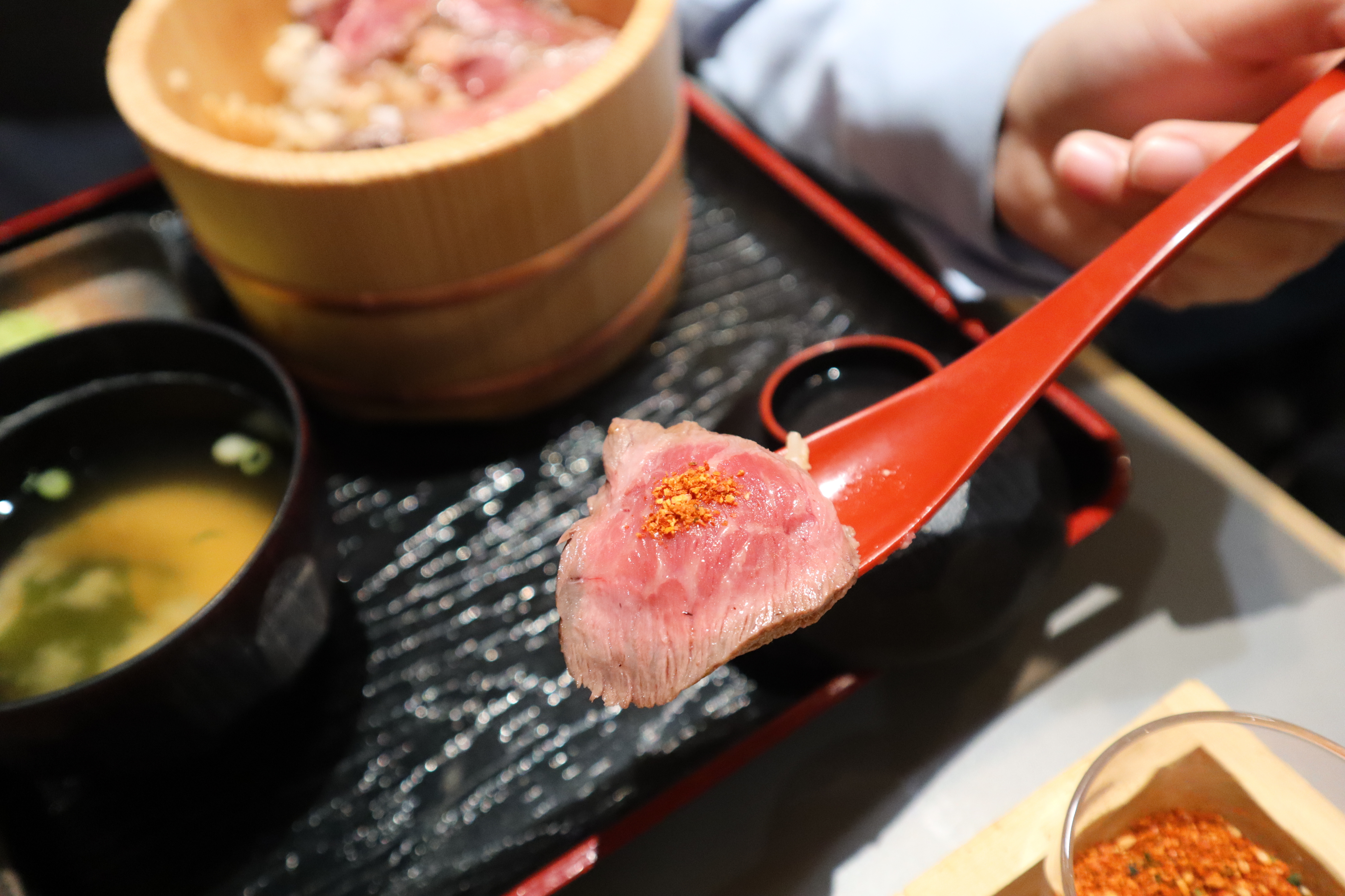 (福岡餐廳)黒毛和牛 博多牛まぶし 武蔵，近期超夯的超高CP