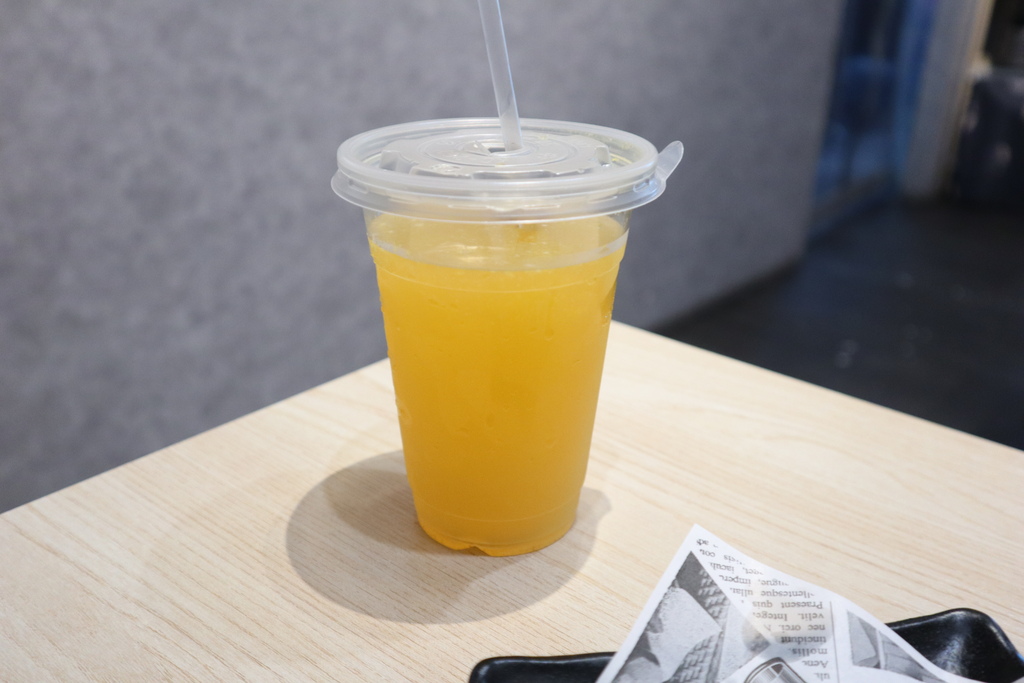 (新北新莊餐廳)二春外鍋燒專賣店新莊店，主打多樣湯頭與豐富配
