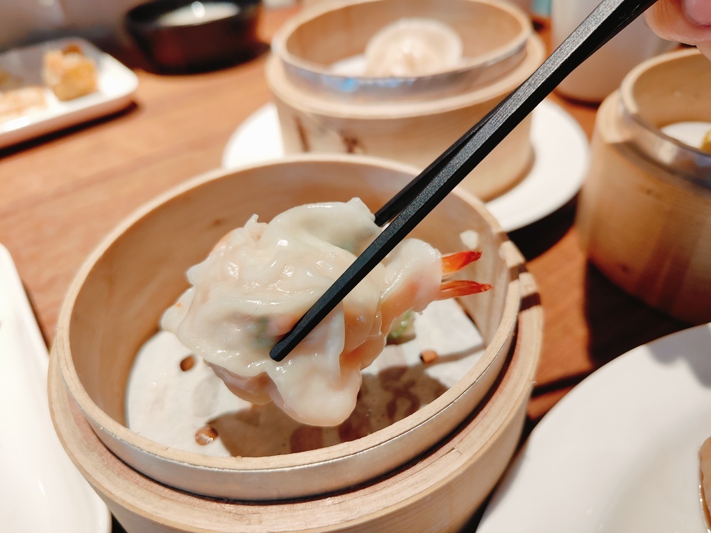 (新北新莊餐廳)村民食堂廚窗港點 新莊i-Tower店，