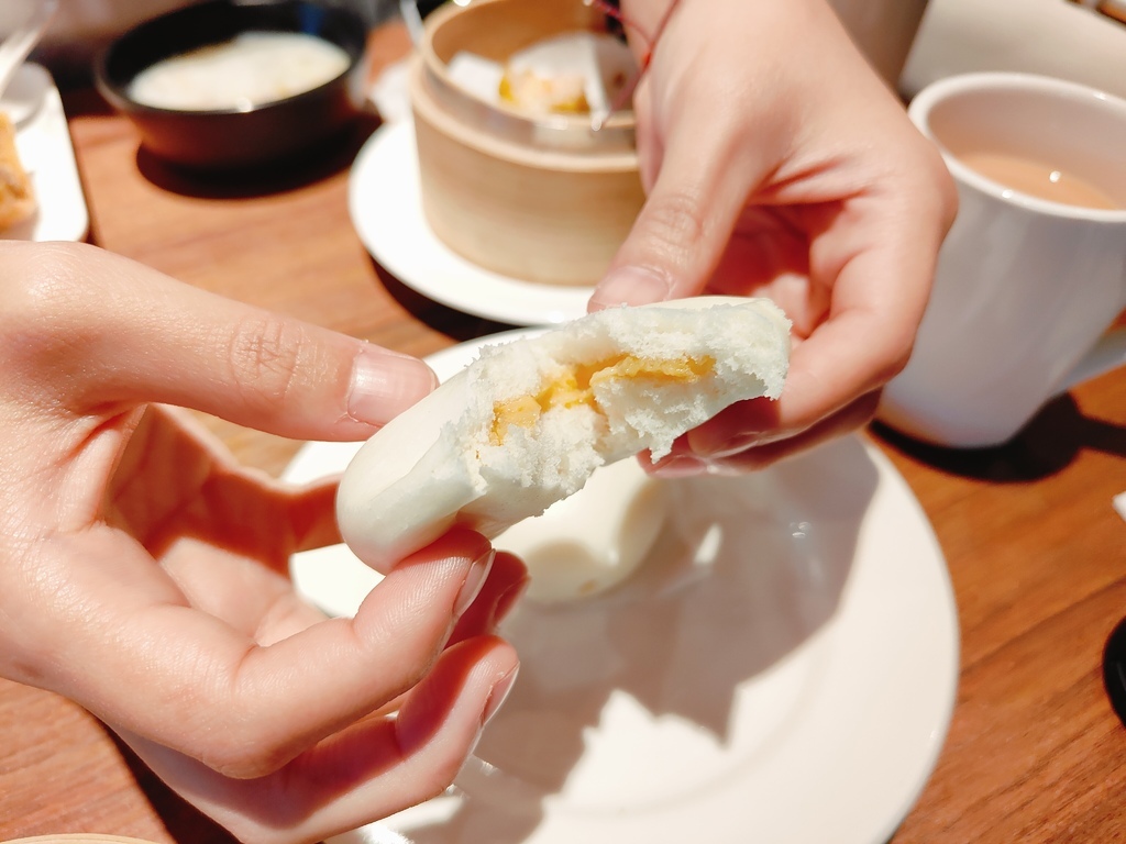(新北新莊餐廳)村民食堂廚窗港點 新莊i-Tower店，