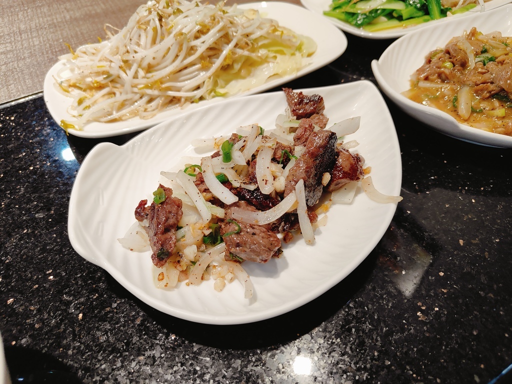 (新北新莊餐廳)松阪屋鐵板燒，從新莊中正路搬家到建中街~環境