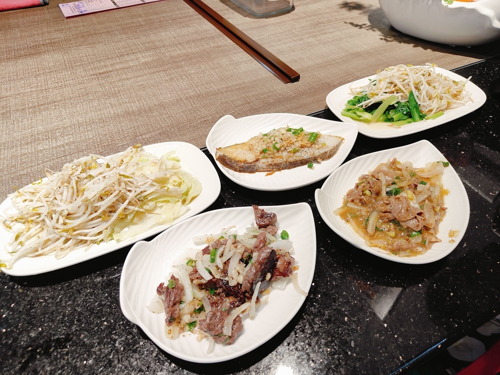 (新北新莊餐廳)松阪屋鐵板燒，從新莊中正路搬家到建中街~環境