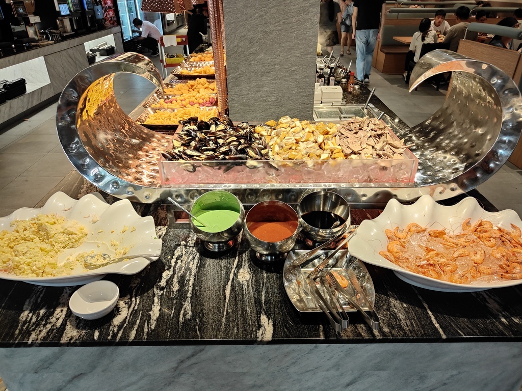 (新北板橋餐廳)貴族世家-板橋板新店，鄰近板橋車站以及板新站