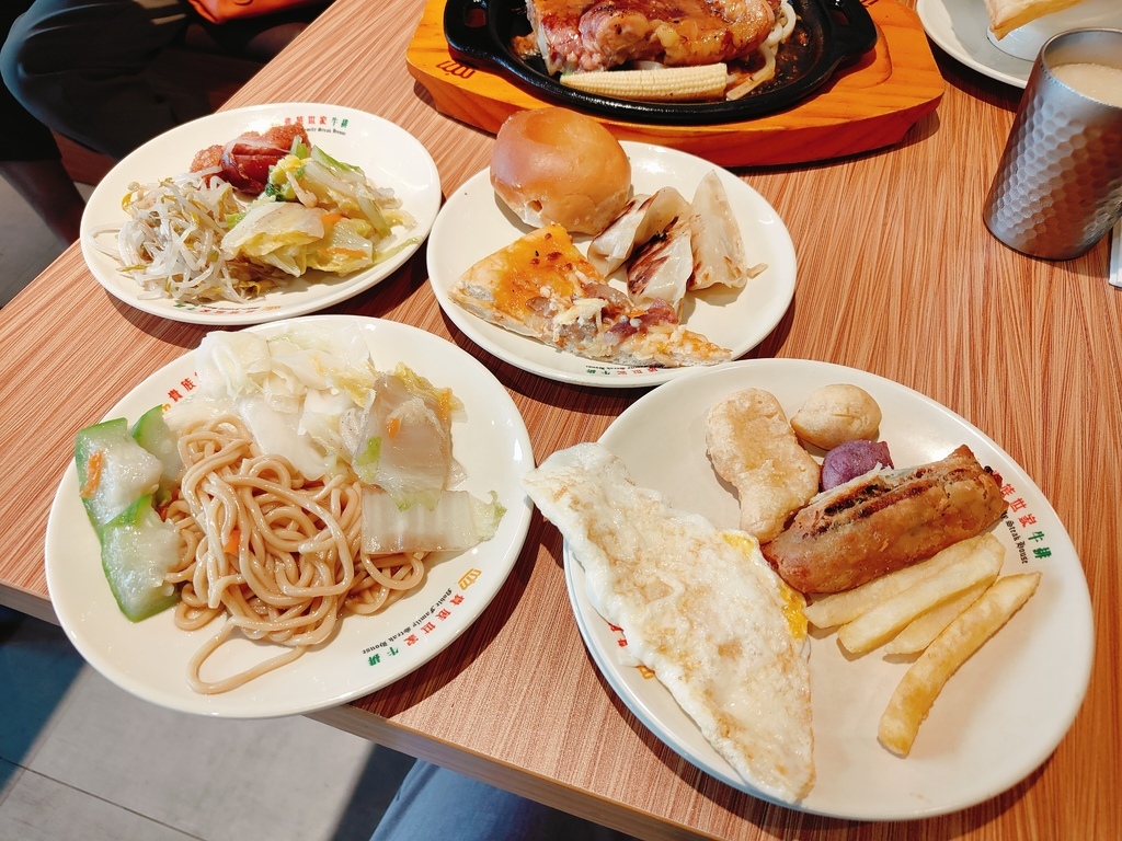 (新北板橋餐廳)貴族世家-板橋板新店，鄰近板橋車站以及板新站