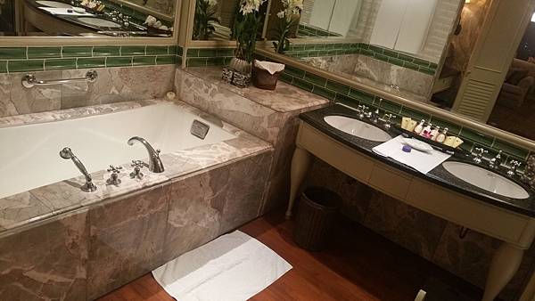 20180823_212827.jpg 20180823_212827.jpg