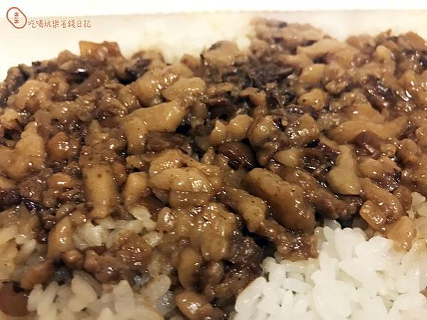 三重通化街古早味滷肉飯米粉湯2.jpg 三重通化街古早味滷肉飯米粉湯2.jpg