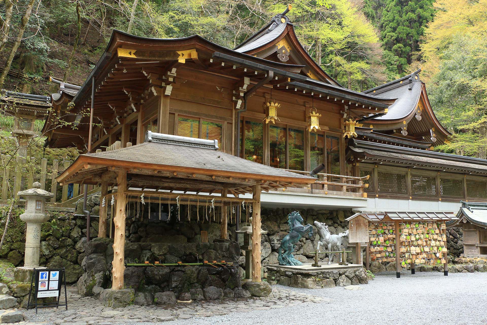 貴船神社