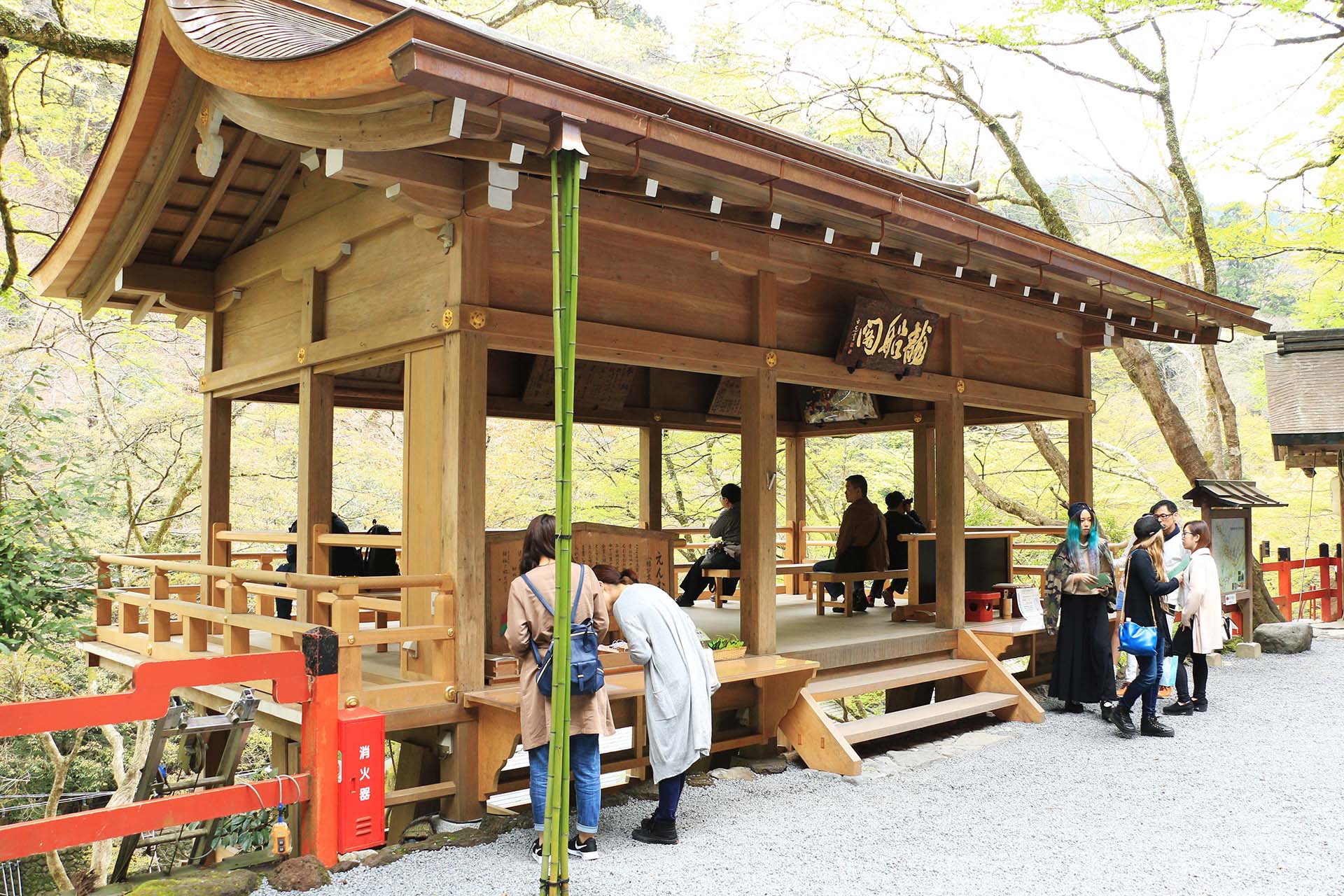 貴船神社