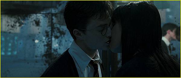 harry-potter-kissing-09