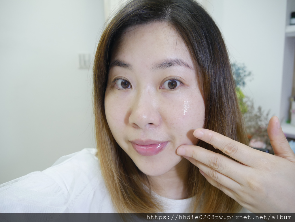 18%維他命B3精華 (1).jpg