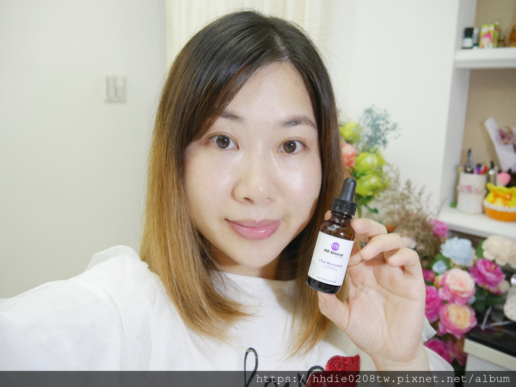 10%白藜蘆醇凍齡精華 (9).jpg