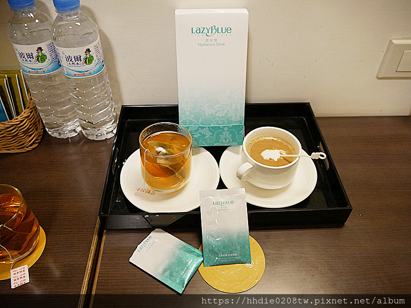 LazyBlue懶青子肽水潤玻尿酸固體飲 (42).jpg