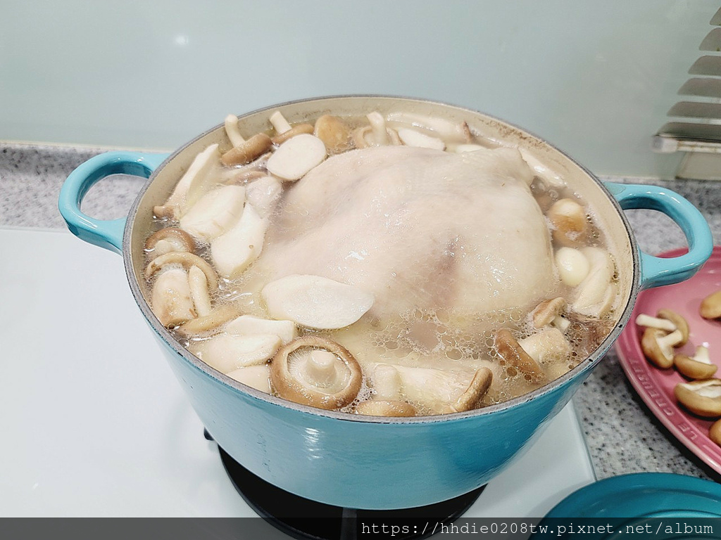 【十八養場】雞翅膀+蒜頭香菇雞湯 (24).jpg