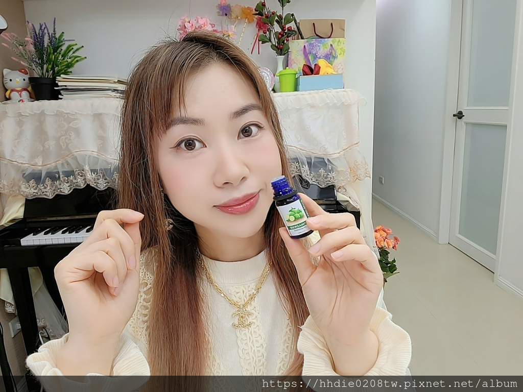 天然精油美容油 (13).jpg