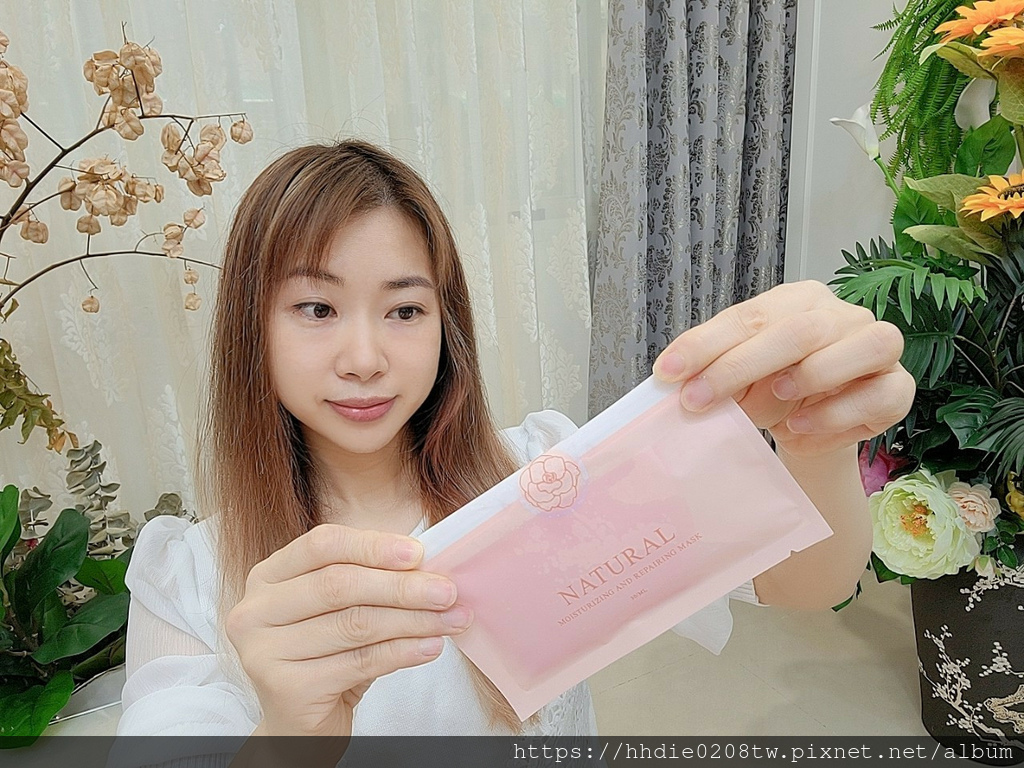 卡萃娜 Katrina 山茶花保濕修護凍乾面膜 (26).jpg