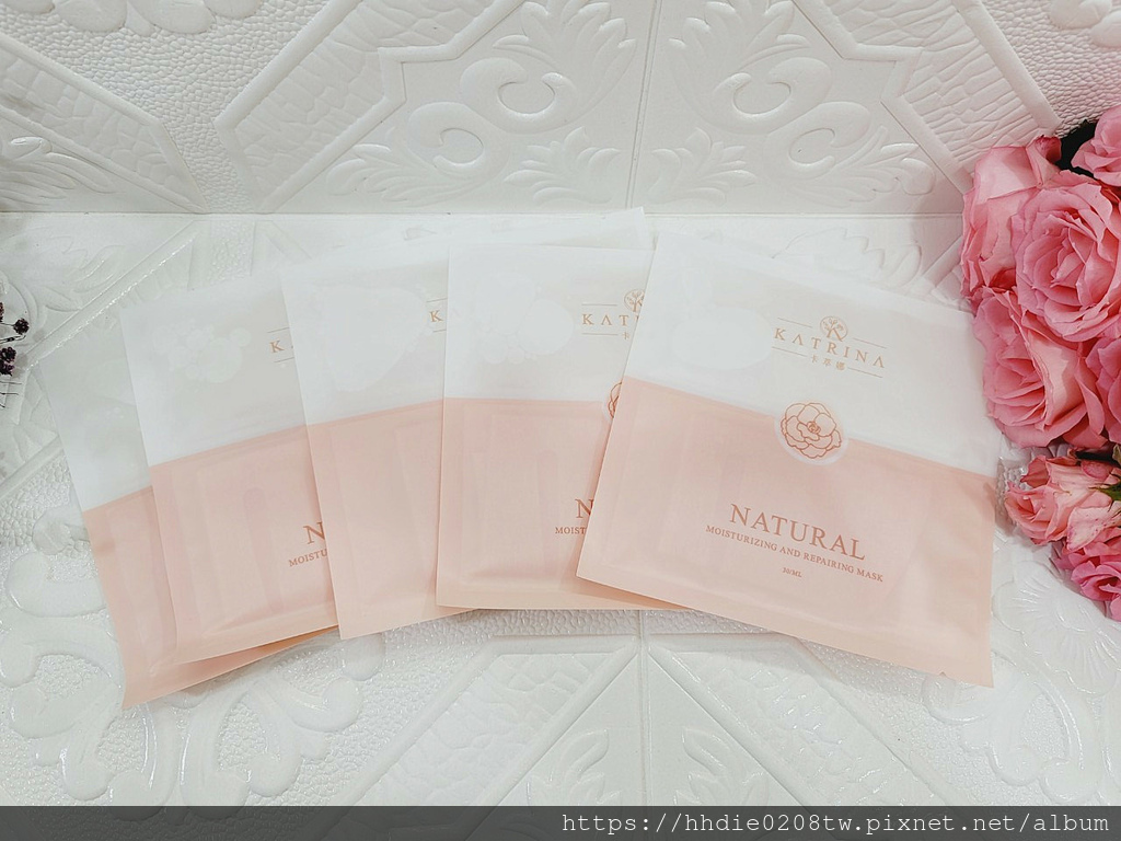 卡萃娜 Katrina 山茶花保濕修護凍乾面膜 (35).jpg