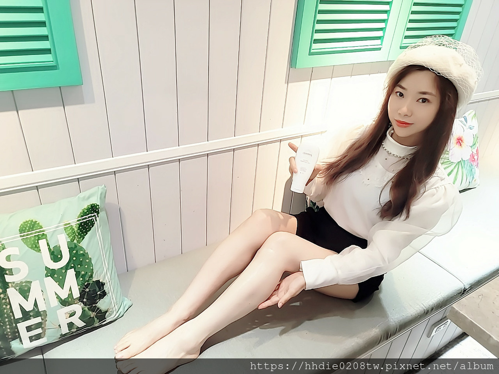 珍珠美肌嫩白精华乳 (13).jpg