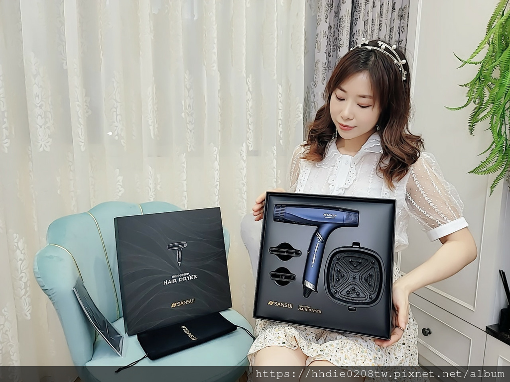 山水 極勁正負離子高速吹風機 (4).jpg 負離子柔順吹風機推薦|SANSUI 山水 極勁正負離子高速吹風機|速乾低噪、380g輕手感、可折疊|媲美高價位吹風機長髮少女的最愛