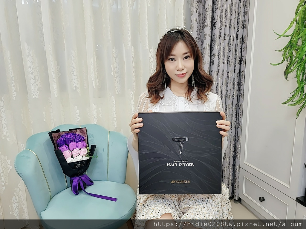 山水 極勁正負離子高速吹風機 (8).jpg 負離子柔順吹風機推薦|SANSUI 山水 極勁正負離子高速吹風機|速乾低噪、380g輕手感、可折疊|媲美高價位吹風機長髮少女的最愛