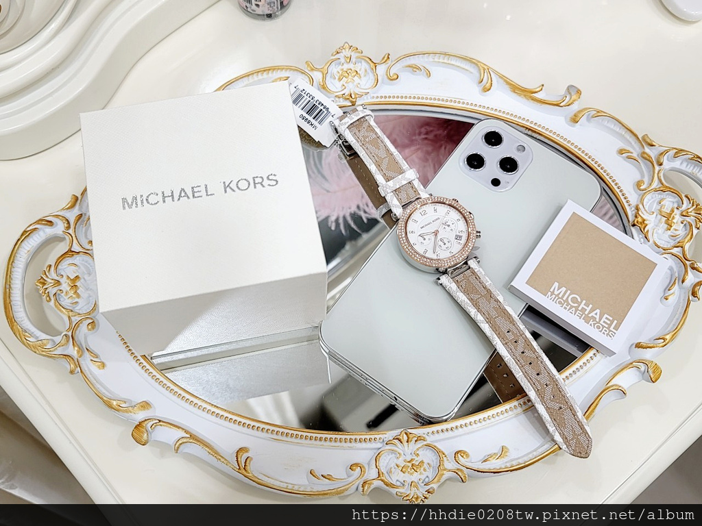 【MICHAEL KORS】Parker 輕奢三眼晶鑽女錶 (20).jpg