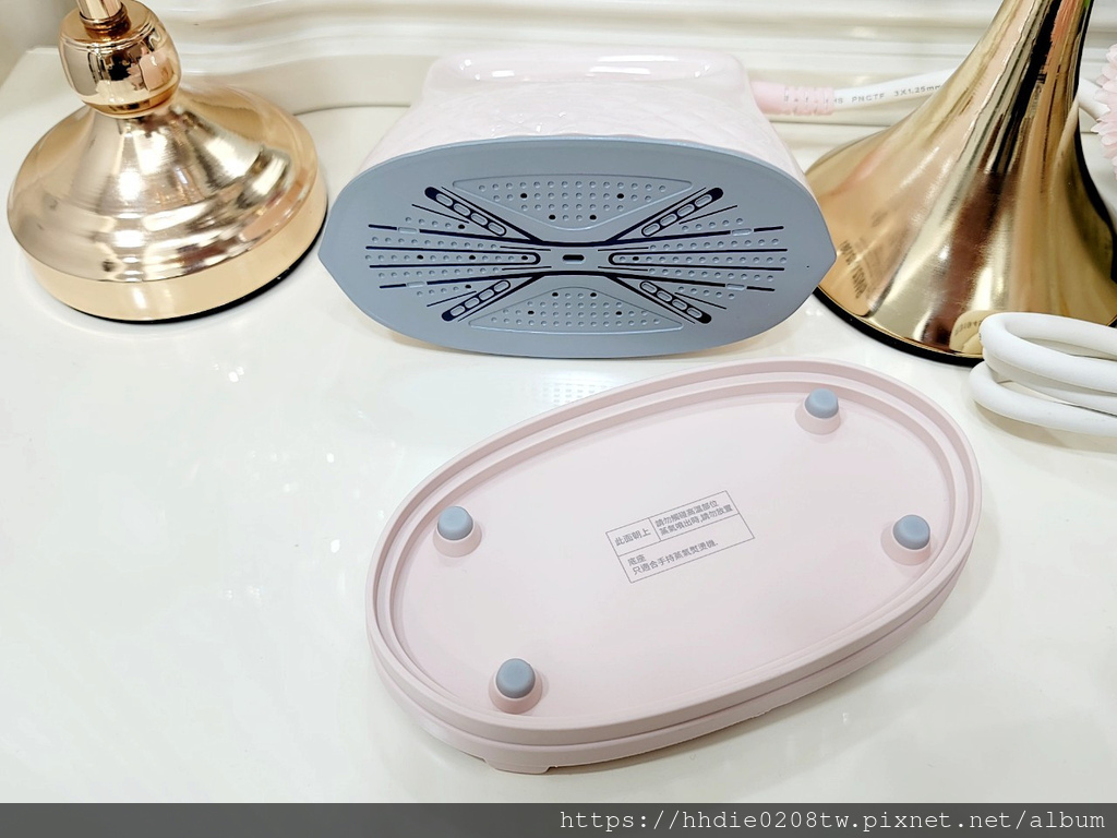 沐尼黑蒸氣電熨斗 (20).jpg MSI-PQQ7 2 in1 蒸氣電熨斗