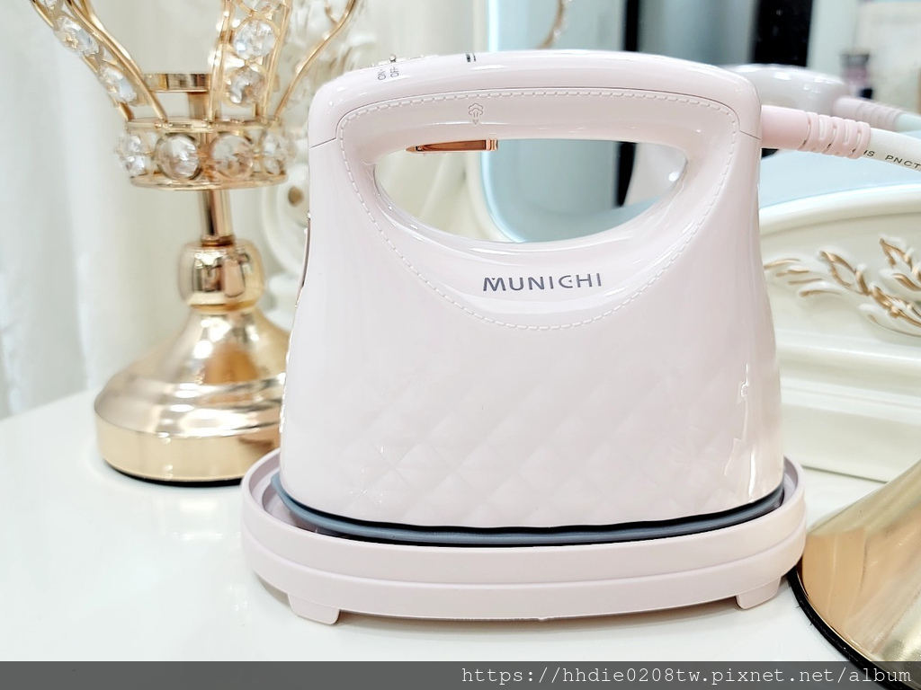 沐尼黑蒸氣電熨斗 (22).jpg MSI-PQQ7 2 in1 蒸氣電熨斗