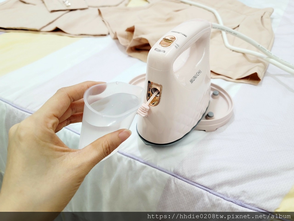 沐尼黑蒸氣電熨斗 (28).jpg MSI-PQQ7 2 in1 蒸氣電熨斗