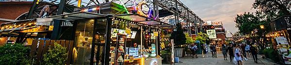 photo_about.jpg photo_about.jpg