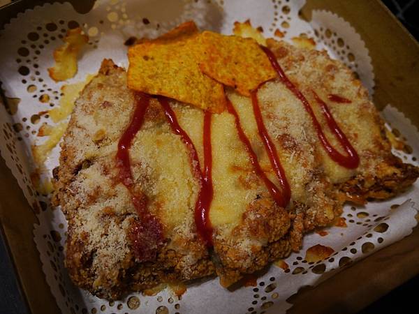 P1110458_edited.jpeg P1110458_edited.jpeg