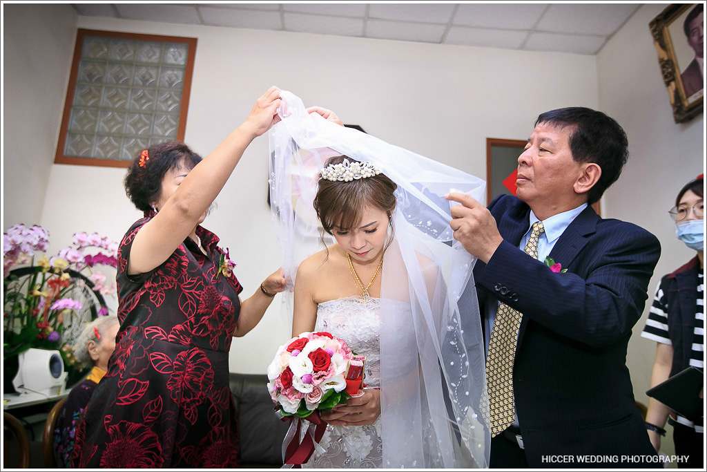 0417-9824.jpg 0417-9824.jpg