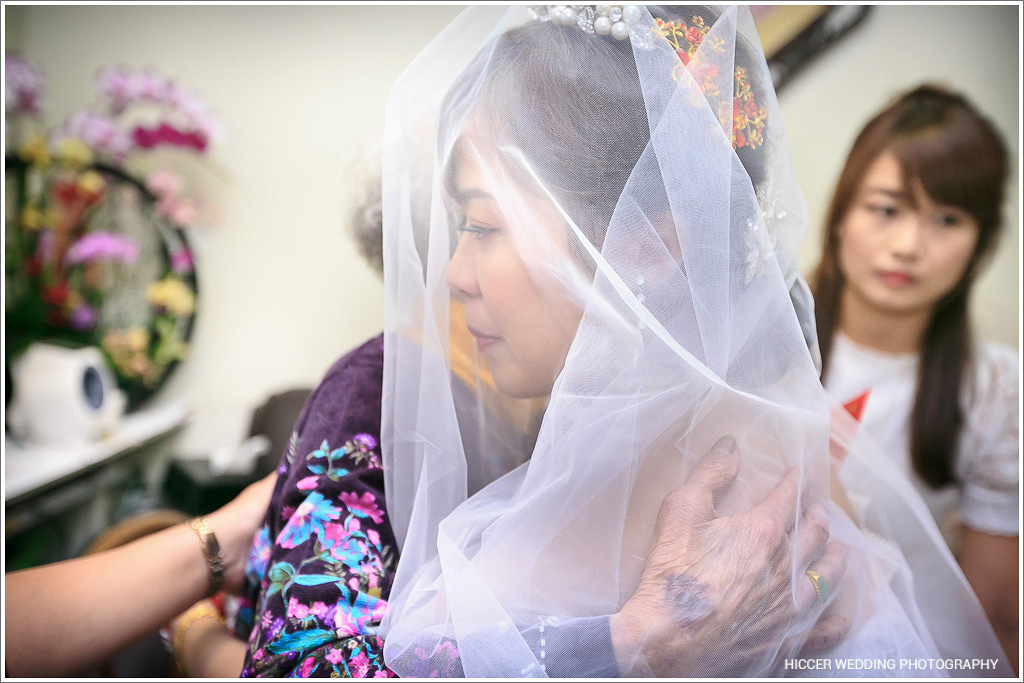 0425-9833.jpg 0425-9833.jpg