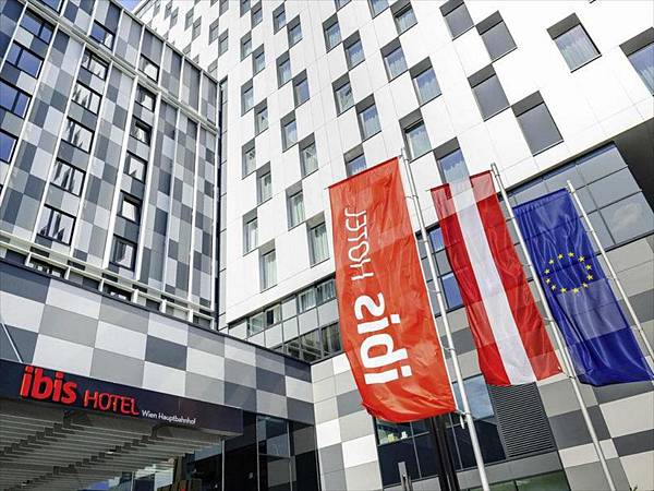 ibis Hotel Wien Hauptbahnhof02.jpg