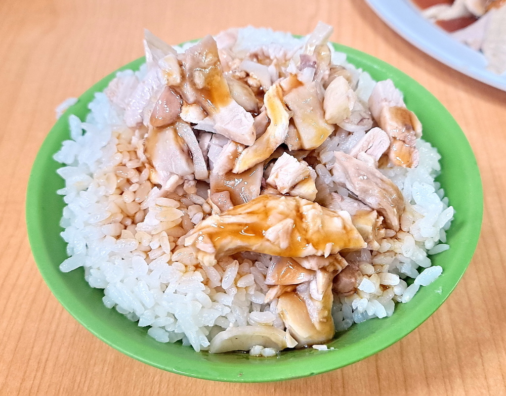 |台北|【三重區。好吃雞肉飯】純推雞絲飯。五華街美食 (品嚐