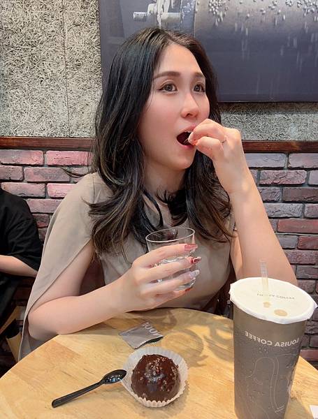 身材到位 穿啥都是頂配｜JY EasyCare身形養護｜三合