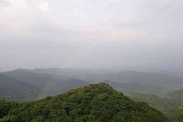 雨後彩虹