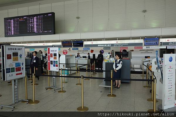 20171018  巴西嬌娃E-Jet滿場飛舞的大阪伊丹空港