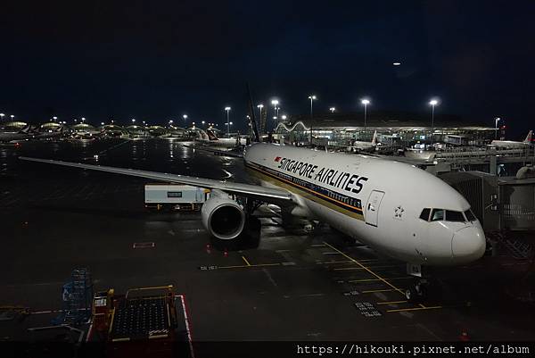 [分享] 20190308  香港轉機看飛機