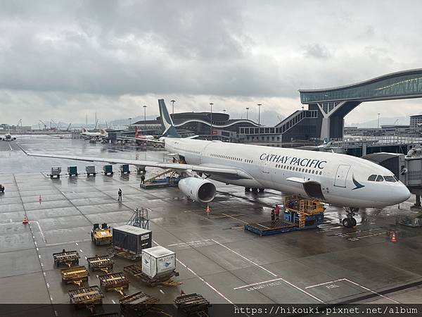 [分享] 20240310 CX458 HKG-KHH 國泰高港線