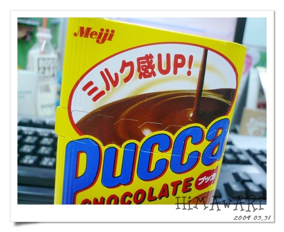 Meiji。PUCCA。巧克力夾心餅乾