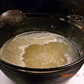 (八)這是第二或三輪鍋子整個清空剩下高湯而已