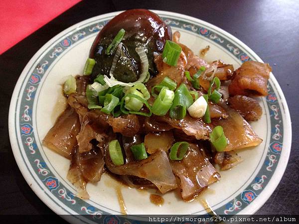 瑞芳福哥牛肉麵-牛筋+皮蛋