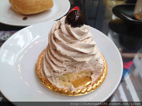 Mont Blanc Sweet Cafe-12