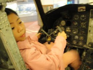 周末遊記~科學航空館和義美見學館(100.12.15) 周末遊記~科學航空館和義美見學館(100.12.15)