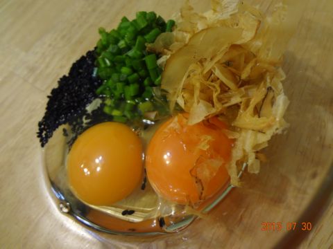 <6種常備食材X媽媽愛的佳餚>試作：香酥煎米餅(102.7.30)