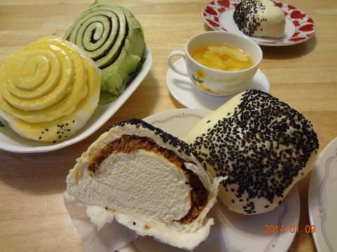 今日點心 ~ 壞饅頭和水果茶(103.1.9)