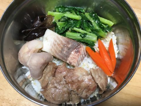 一周晚餐(105.12.9) 一周晚餐(105.12.9)