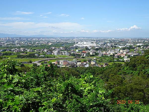 健行趣 ~ 鳳崎步道：天德堂到鳳崎小舖來回(109.6.22)