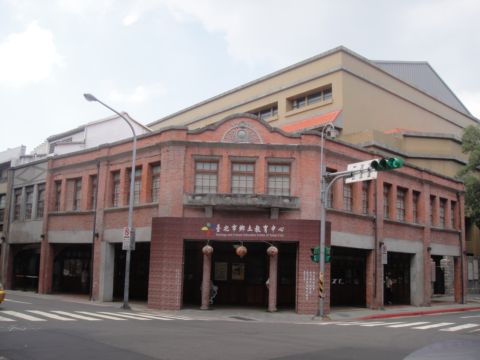 臺北市鄉土教育中心(99.8.28) 臺北市鄉土教育中心(99.8.28)