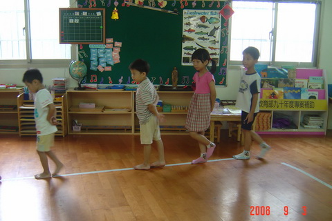 上學的第三天:開始擦眼淚(97.9.4)